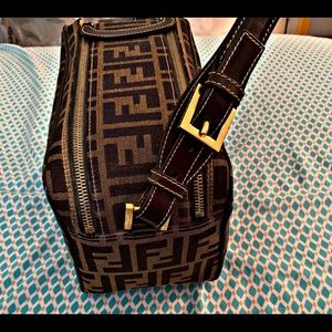 Vintage Fendi shoulder bag RARE!